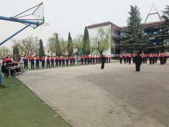 孩子上初中，家丑外扬那些糟心事，家长们都懂！
