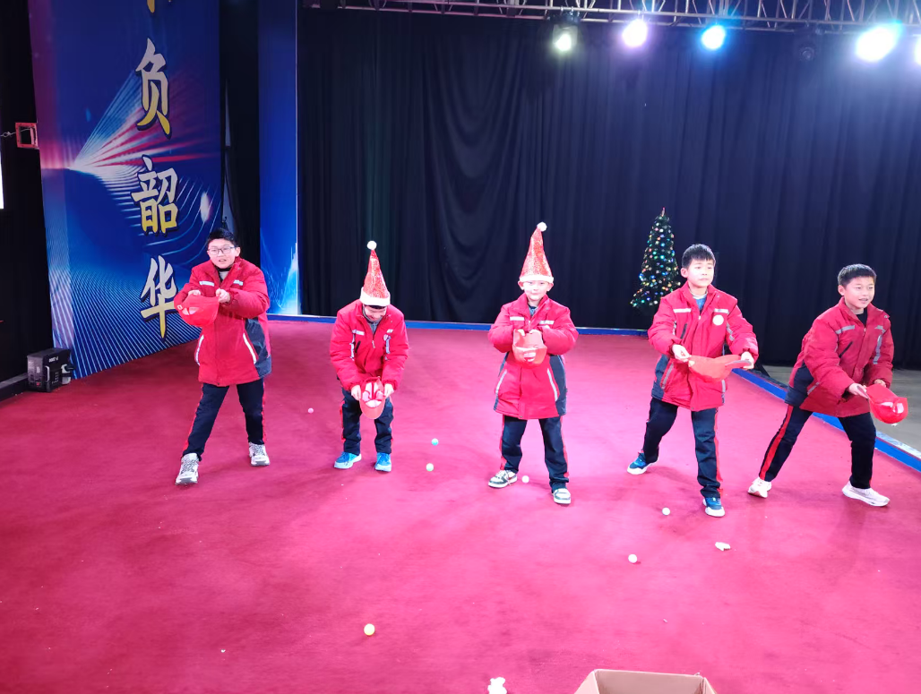 孩子沉迷洋节？李锋教育用这招瞬间扭转！太绝了！_www.hnlfjy.com.cn