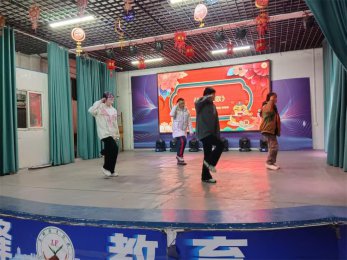 寒假＂手机争夺战＂终结者！李锋教育这招让网瘾少年主动关机