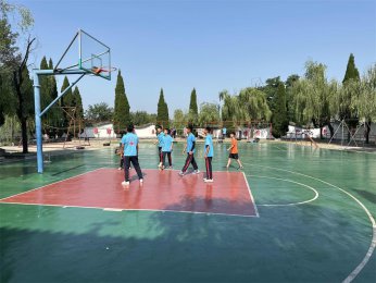 夏令营不止是玩！李锋心灵成长课重塑亲子关系