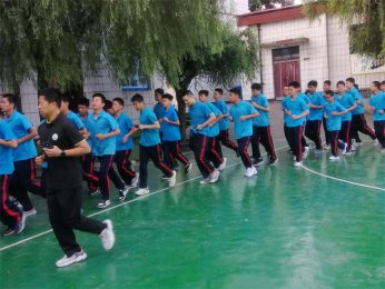 济南叛逆管教学校十大排名｜2026 正规封闭式特训学校择校避坑指南
